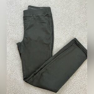 Natural Reflections Green Pants/Legging